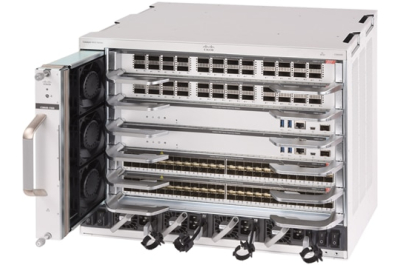 Cisco C9606R netwerkchassis 8U Grijs